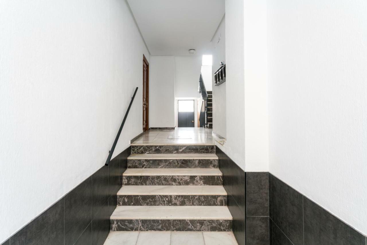 Triana 3 Bedrooms & 2 Bath Parking Included Seville Luaran gambar