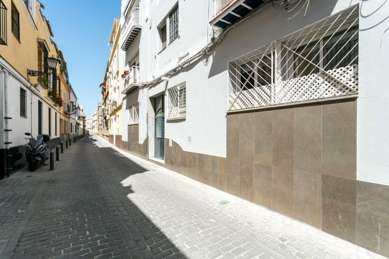 Triana 3 Bedrooms & 2 Bath Parking Included Seville Luaran gambar