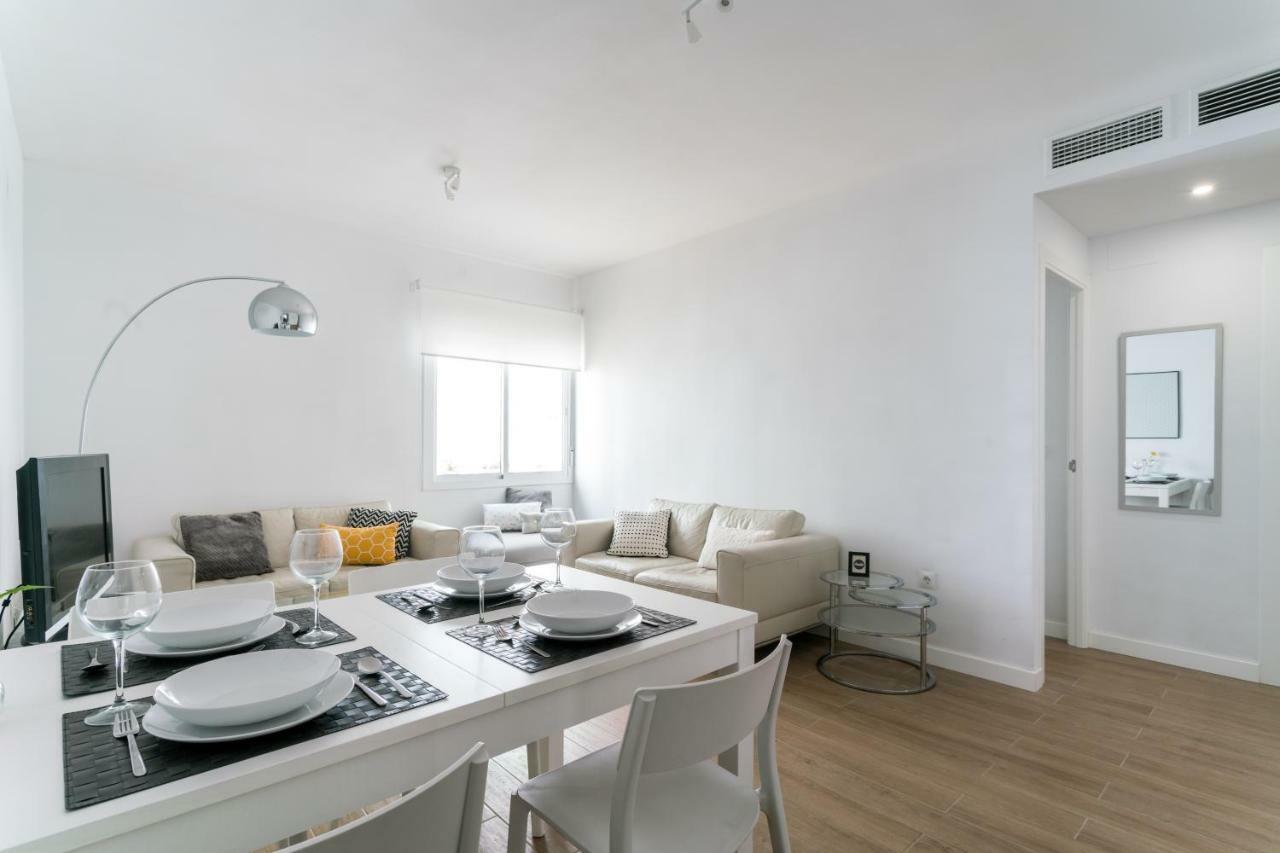 Triana 3 Bedrooms & 2 Bath Parking Included Seville Luaran gambar